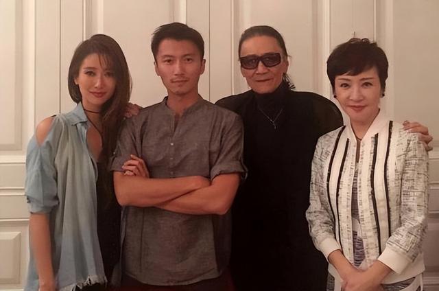 和谢贤分手8年后，Coco在网上自曝私密往事