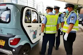 7月1日起，电动车、摩托车上路有新规，三轮、四轮都在内，明确了图片