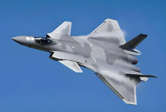 造六代机还是五代机？美媒预测歼-20产量将超过1000架！真的吗？