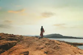 最顶级的自律：慎欲，慎言，慎独图片