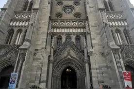 第一次进到基督教堂感受了一下图片