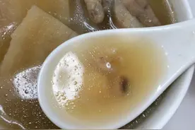 天然的“祛湿汤”发现了，春天多喝这汤，健脾祛湿，身体都轻松图片