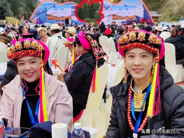 亚洲最大彩林引爆金秋 藏在川西北的瑰宝：2025黑水冰川彩林季启幕