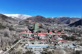 “非遗”新春 五台山景区游人如织 喜迎“开门红”图片