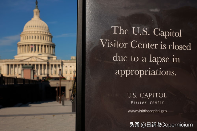 美国政府停摆第二周：五成航班瘫痪