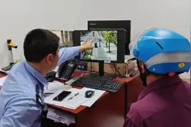 交警不在就闯红灯、逆行？上海试点抓拍电动车违法，已有人被罚！网友力挺：建议全国推广！图片