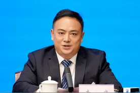 发布会实录⑥ | 九龙坡区：百年“老工业区”蝶变“生态之城”图片