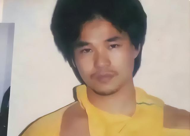 2909亿身价也没用！97岁李嘉诚油尽灯枯，最担心的是两个60岁儿子