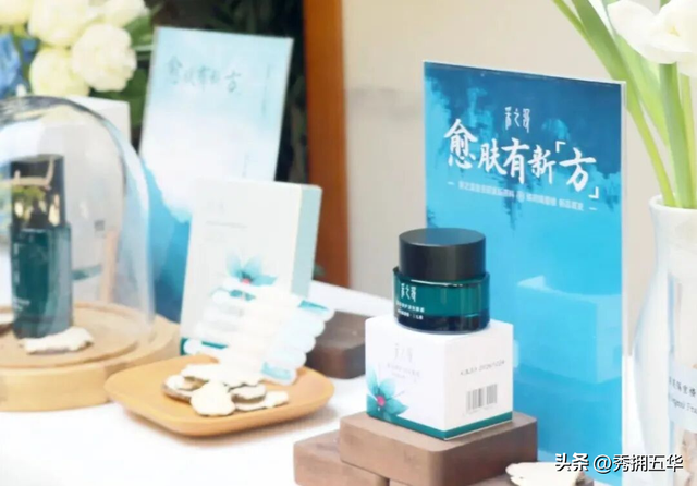 来都来了，把“昆明”打包带走，这些特色伴手礼别错过