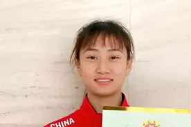 陕西散打女将杜玉霞武术亚锦赛勇夺金牌！图片