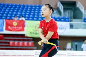 30秒单摇204次！成都11岁小学生拿下跳绳全国第一图片