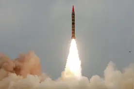 勿谓言之不预！巴方放开手脚，军机飞越新德里，印度70%电网瘫痪图片