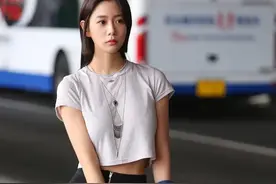 克拉拉绝美时刻，168CM的黄金三围腰臀比，亚洲最美“性感花瓶”图片