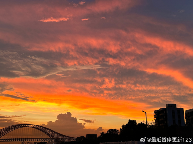 “三台共舞”！台风“米娜”将于今日登陆，广东多地停课、停运，景区关闭！