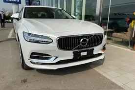 怀揣36万，开完沃尔沃S90再换英菲尼迪Q70，车主：想说十个字图片