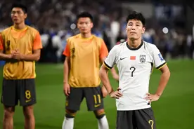 0-7后1小时国足官微终发声！未道歉被球迷怒冲：解散，脸都不要了图片