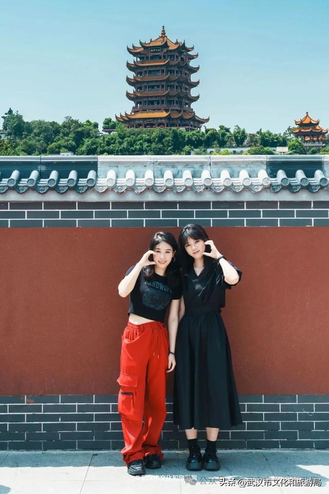 41°C高温天，这么多游客来武汉玩什么?