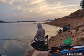 祖传三代的钓鱼药酒秘方，今天免费公开！图片