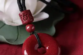 徐胤：宝石图鉴——朱砂的功效作用与鉴赏图片