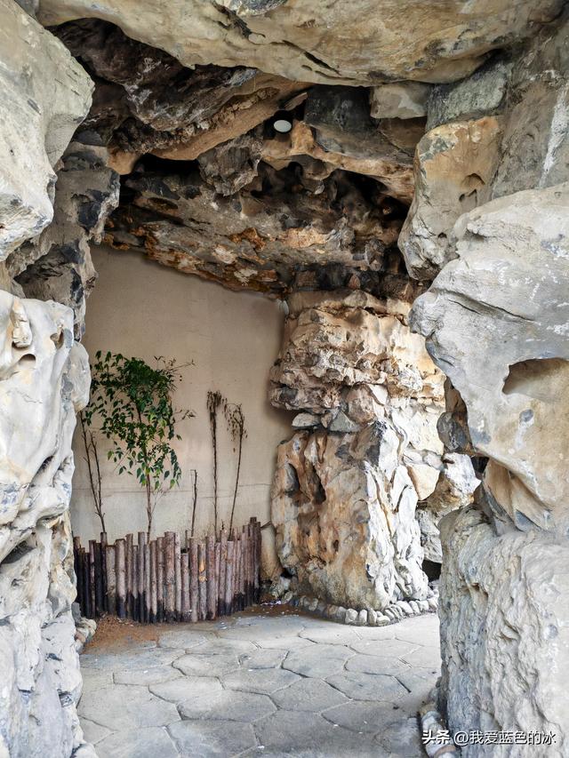 闲逛菏泽市老城曹州。这里的慎思园成了婚纱照的网红天堂了