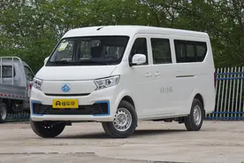 新车 | 售7.88万起 新款长安跨越星V7 EV上市 可选9座/最高续航322公里图片