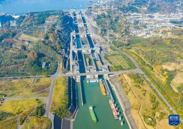 三峡大坝“账本”出炉：运行了20余年，当初2500亿投入回本了吗？