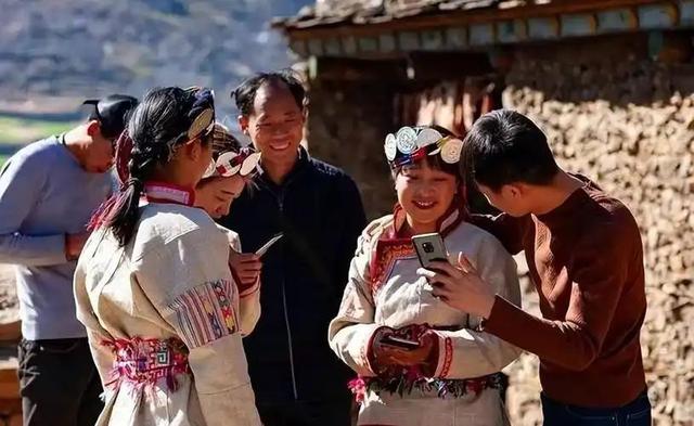 四川最后一个伙婚村落，一个女人可同时嫁多个男人，他们怎么生活