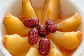 蒸苹果救脾胃！三天见效，娃不拉肚我气色好！图片