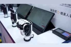 国产人形机器人灵巧手哪家强？图片