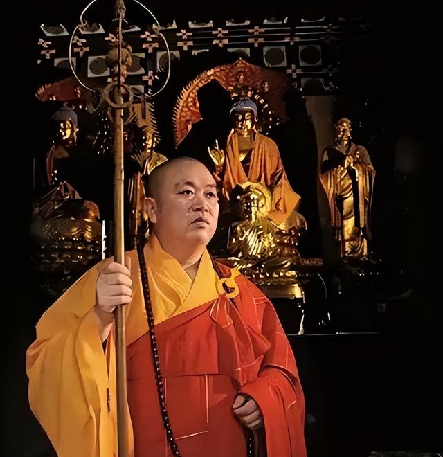 曝释永信被带走调查，少林寺回应模糊，曾被举报在国外有上亿豪宅