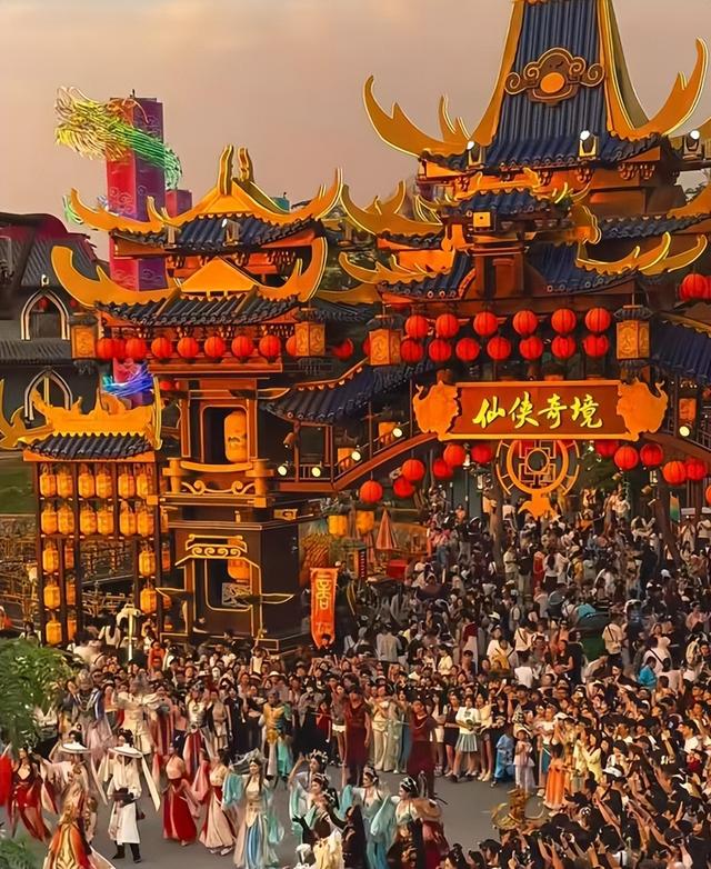 国庆假期仅剩2天，全国最堵10大景区出炉：一眼望不到边的人头！