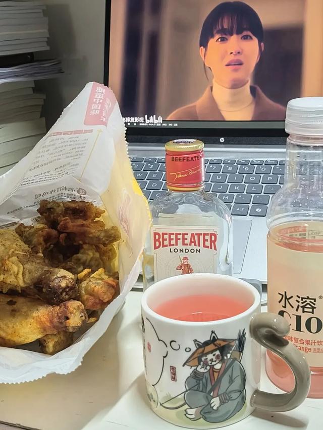 10月，「需要另一个同类」