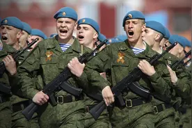 伤亡近20000人，总司令下落不明，俄罗斯空降兵早已衰弱不堪图片