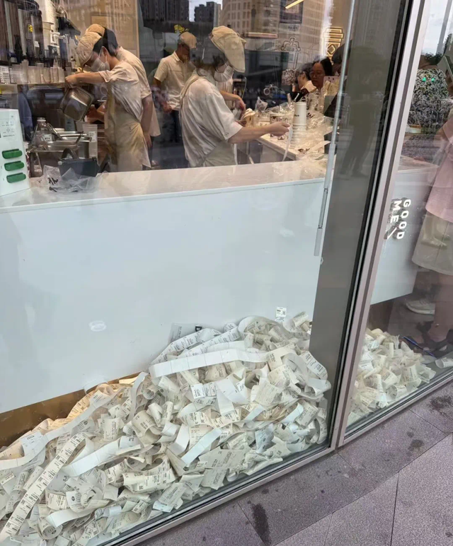 外卖大战受害者：被榨干，进医院了