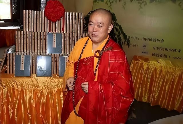 释永信背后生活有多奢靡？一般人真想象不到的夸张！