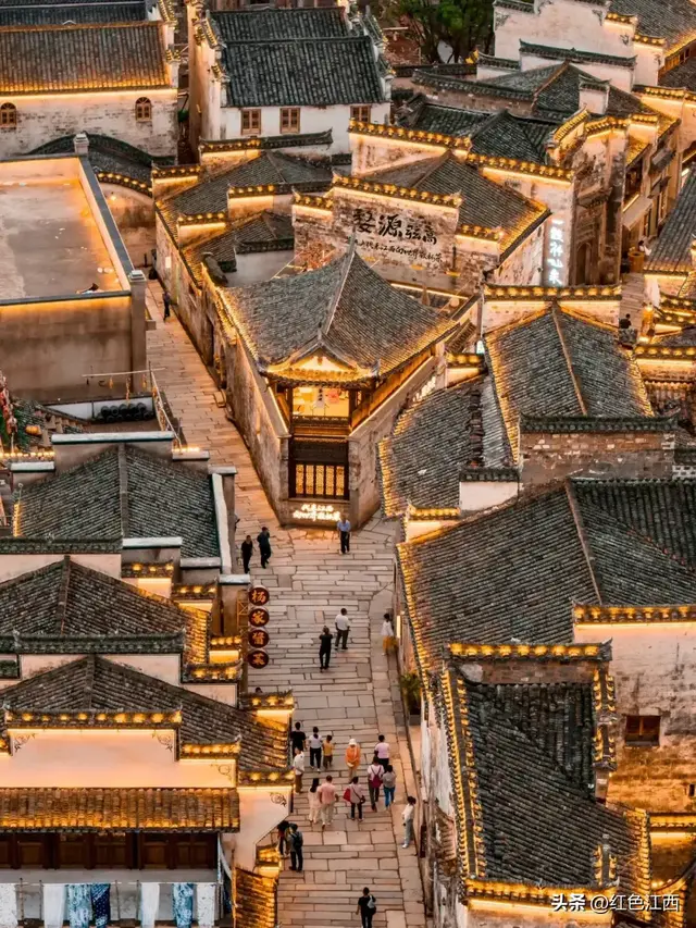 婺源夜记：在水巷深处触摸徽州年轮​