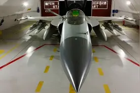 射程200公里！巴基斯坦高调展示霹雳-15空空弹，印度空军危险了？图片