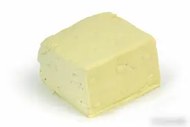 豆腐隔一天就变酸？教你一招，放半个月还依然新鲜，简单方法实用图片