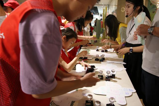 宁伊两地青少年探访博物馆 同赴文化之约