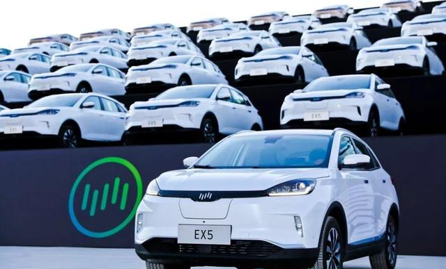 一夜负债200亿？电动车巨头轰然倒塌	，创始人赴美后杳无音信