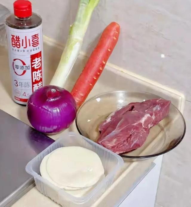 12月21冬至，传统吃饺子	，记得：3馅不上桌，福气不进门，正当季