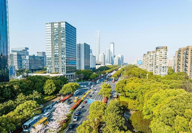 意大利人来淮安旅游，回国后摇头感慨：中国已经是超一等国家了