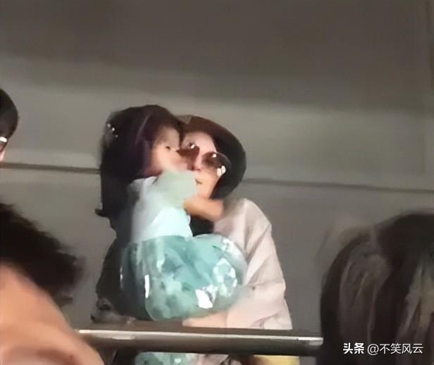 章子怡也没想到，判给前夫汪峰的9岁女儿	，如今成了她的“救赎”