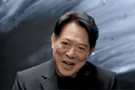 抛弃发妻、追求利智，当年意气风发的李连杰，多年修行却尽显老态图片