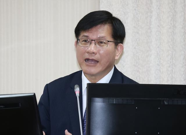 王毅罕见说了重话，中方取消访日行程，石破茂重新开始“反省”