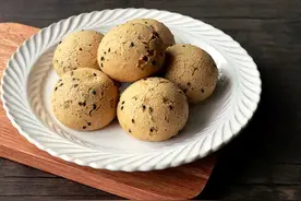 有这些表现，说明女人对你根本就不是认真的图片