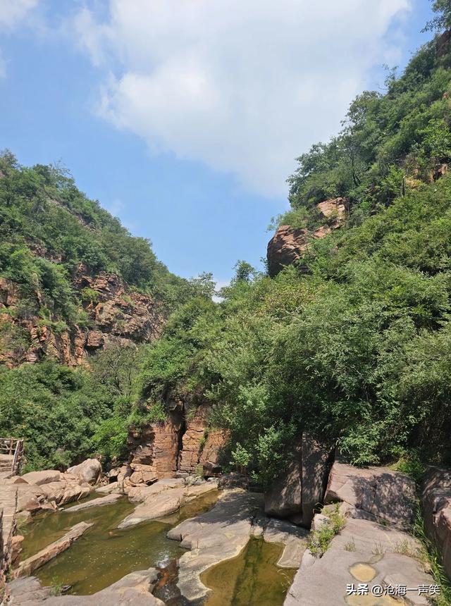 伏羲山大峡谷，山水相依，山水相连，山水有相逢，幸福在招手