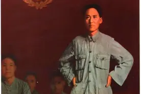 1929年红四军爆发内部之争，周恩来为什么支持毛泽东而不是朱德？图片