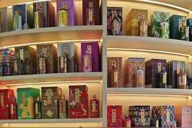 每天认识一款茅台酒｜56个民族纪念酒图片