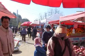 这才是小时候的“年味”！昆明这条“gai”烟火气拉满图片